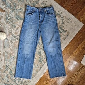 Levis Ribcage Straight Ankle Size 31
